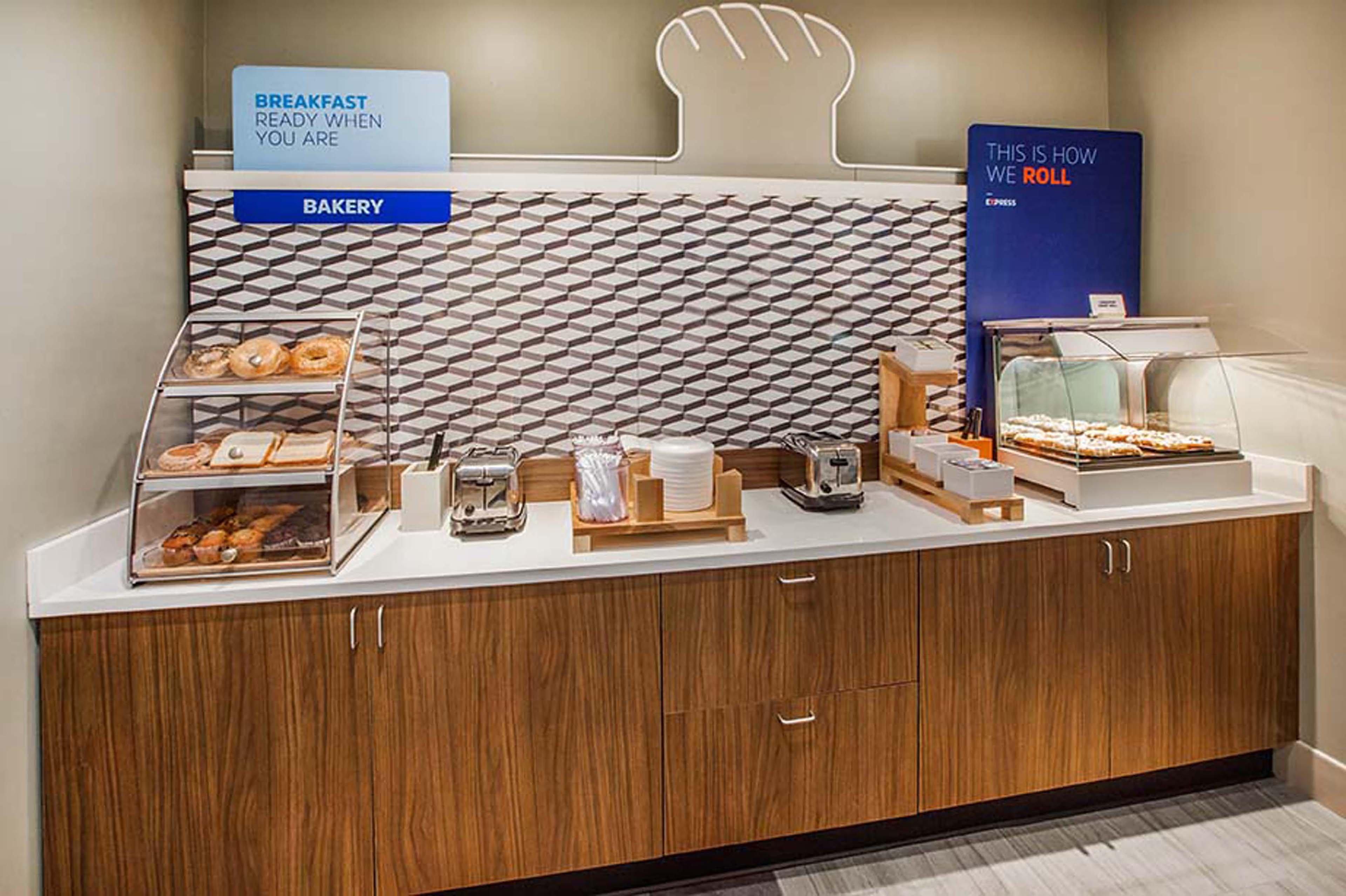 Holiday Inn Express Uvalde, An Ihg Hotel Bagian luar foto